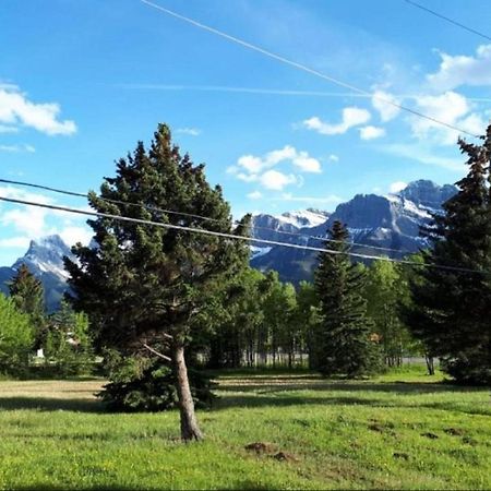 Akai Motel Canmore Luaran gambar